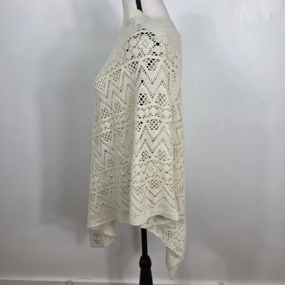 Cream Knit Crochet Open‎ Weave Poncho Boho Chic  Shawl  Opensize Asymmetrical - Picture 2 of 4